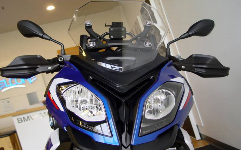 2018 BMW S 1000 XR specs