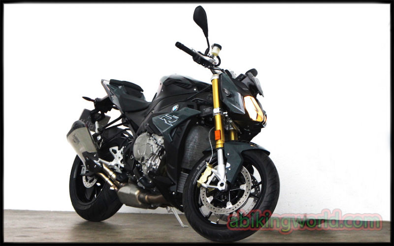 2018 BMW S 1000R specs