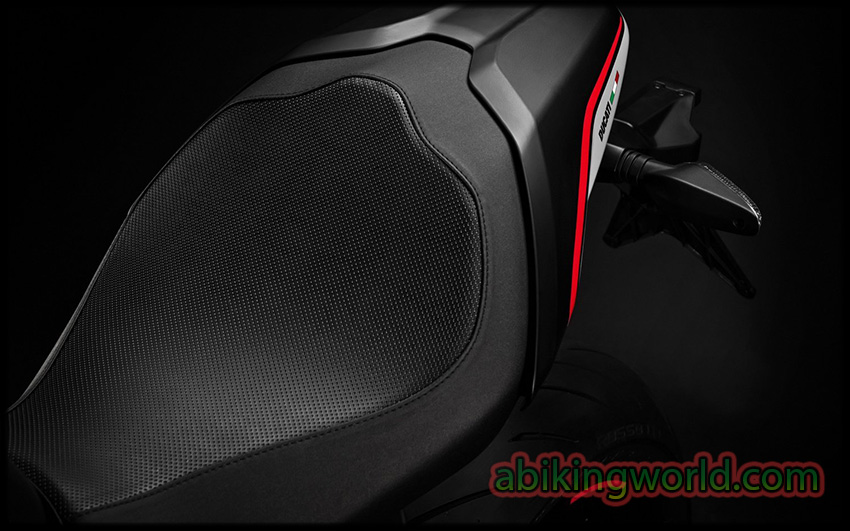 2019 - 2020 Ducati Monster 821 stealth Specs